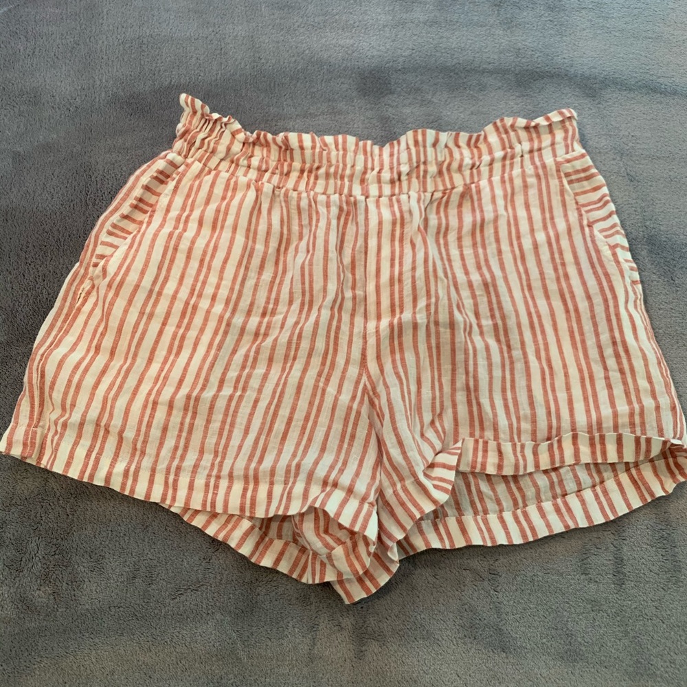vince camuto striped flowy shorts